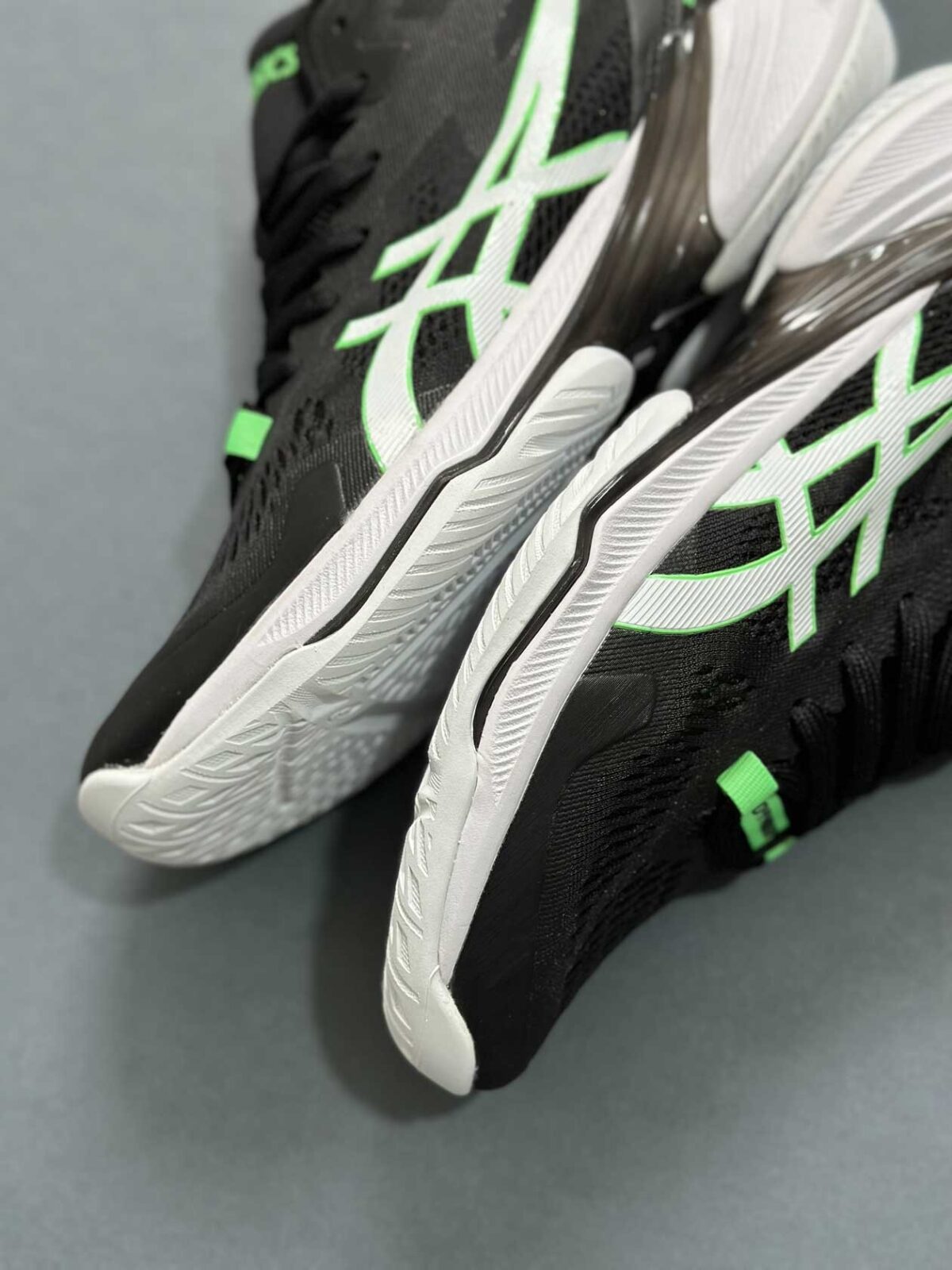 کفش والیبال اسیکس اسکای الیت مشکی و سبز Asics Sky Elite ff 2 Black Green | کهتو اسپورت 1