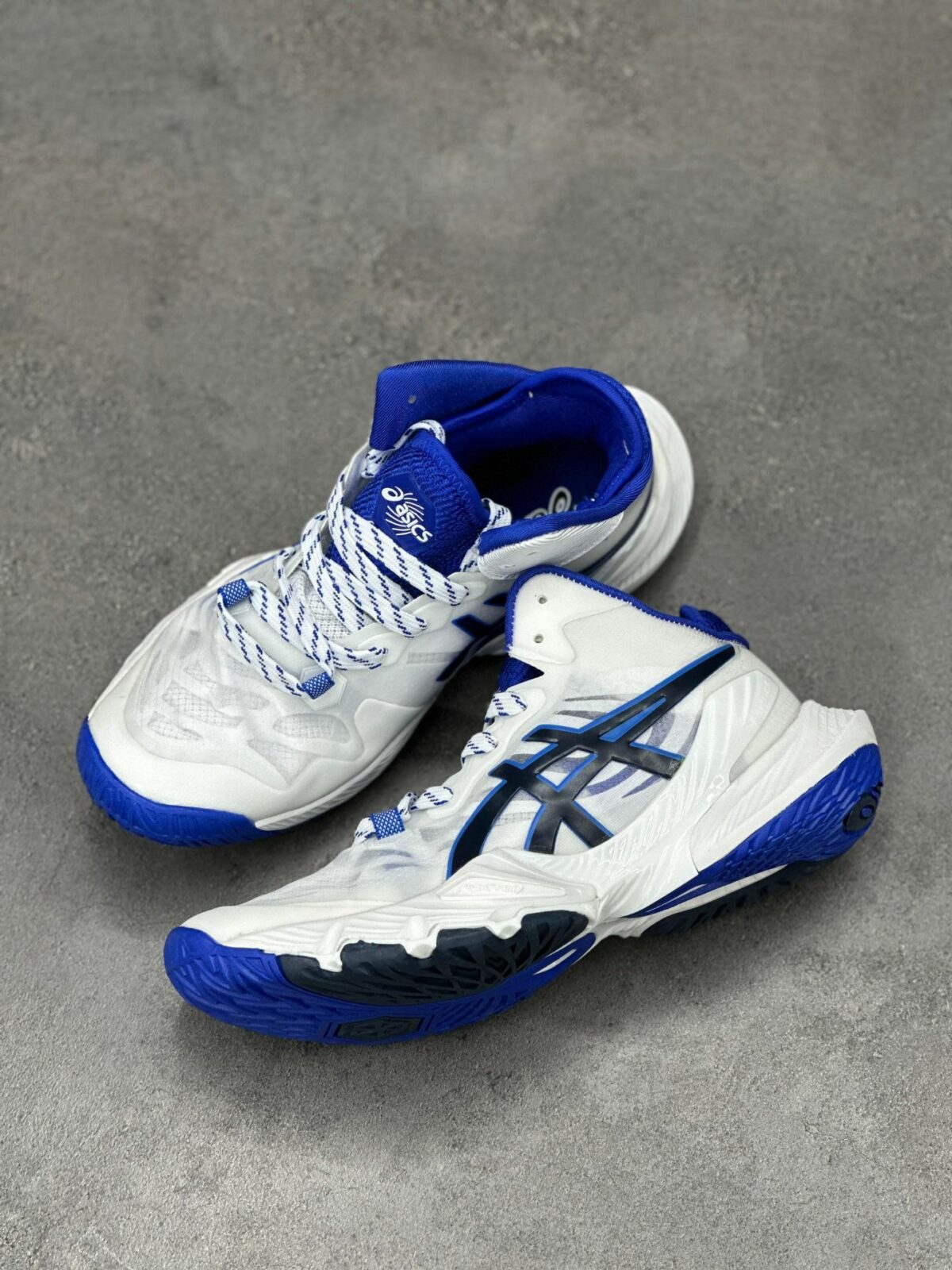 کفش والیبال اسیکس متالایز سفید و آبی Asics Sky Metalize white blue