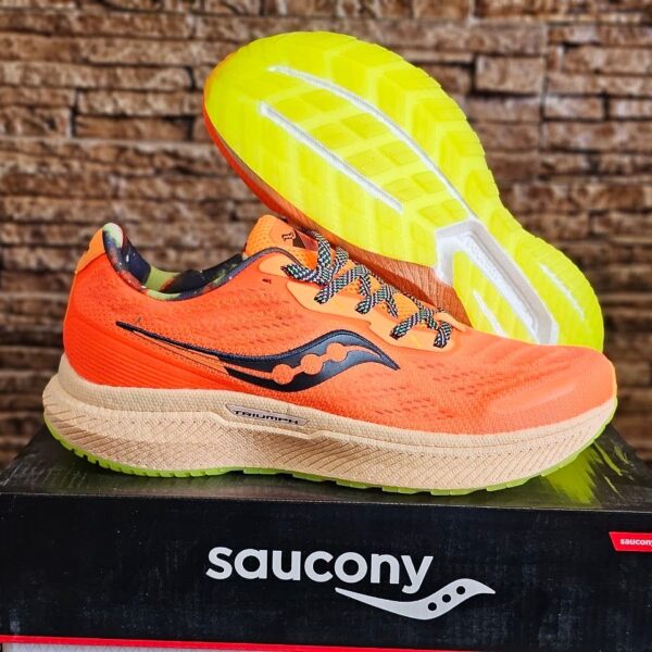 کفش (کتونی) مردانه ساکونی Saucony Triumph 19 نارنجی